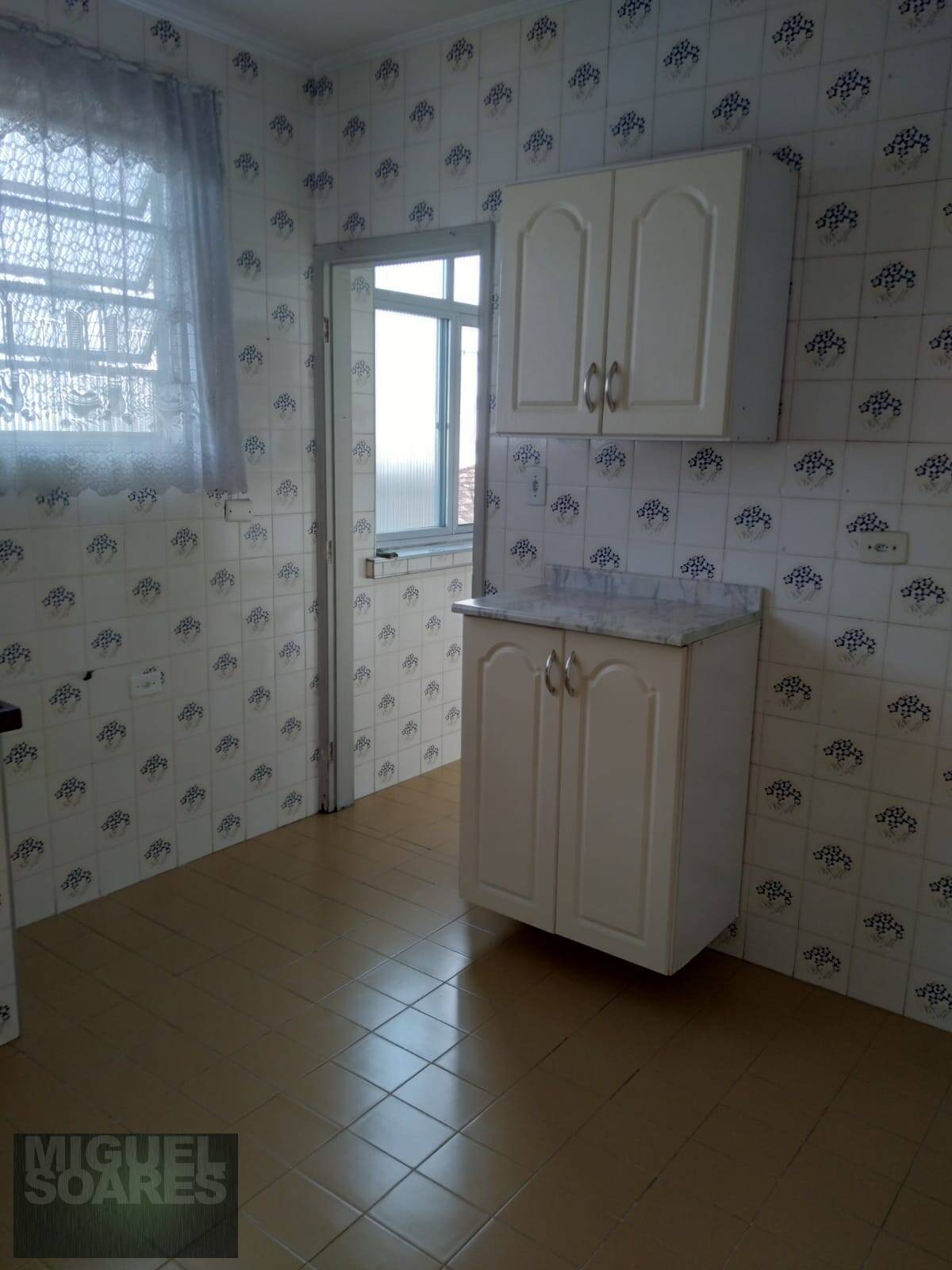 Apartamento à venda com 2 quartos, 94m² - Foto 4