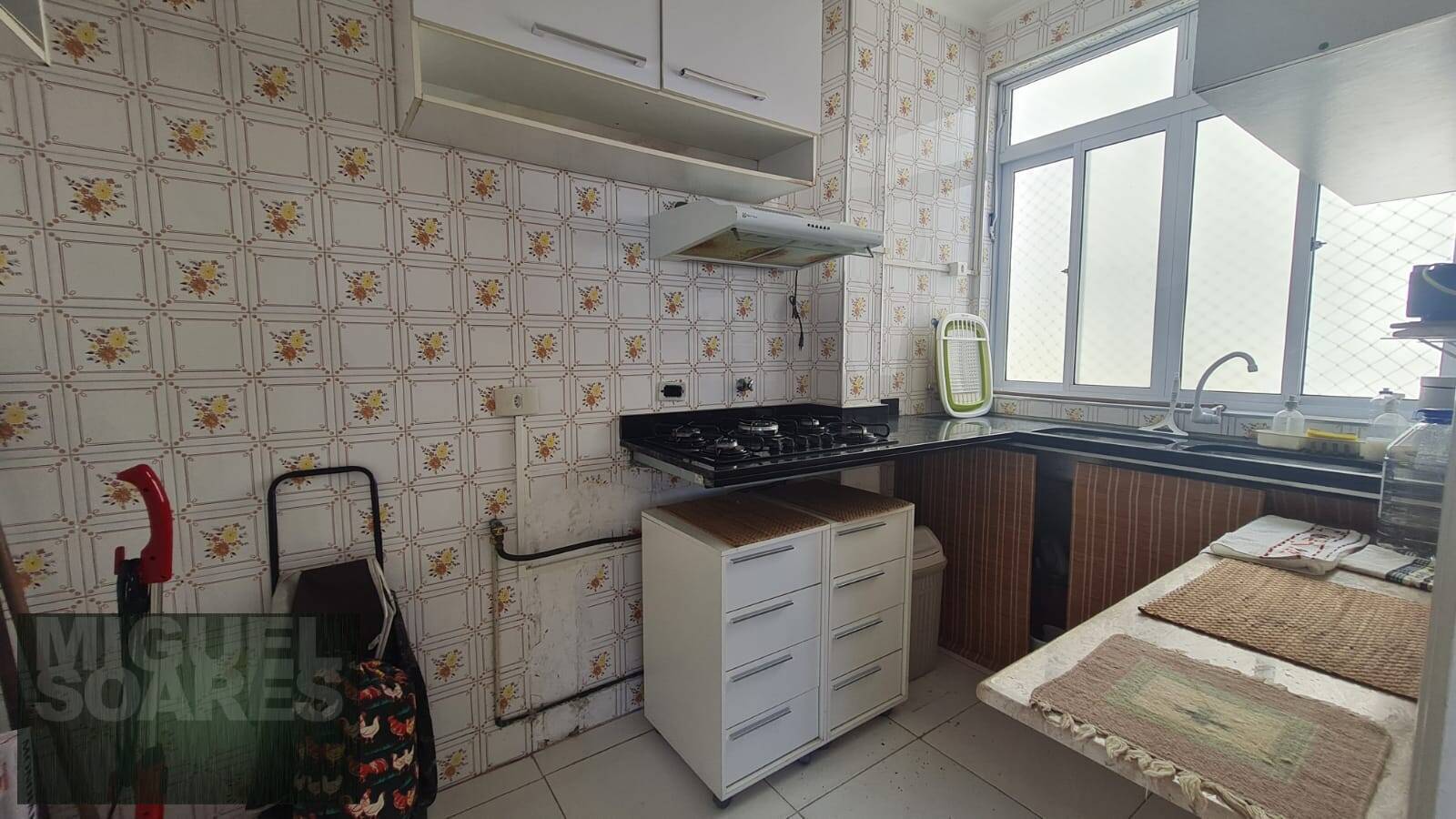 Apartamento à venda com 1 quarto, 55m² - Foto 12