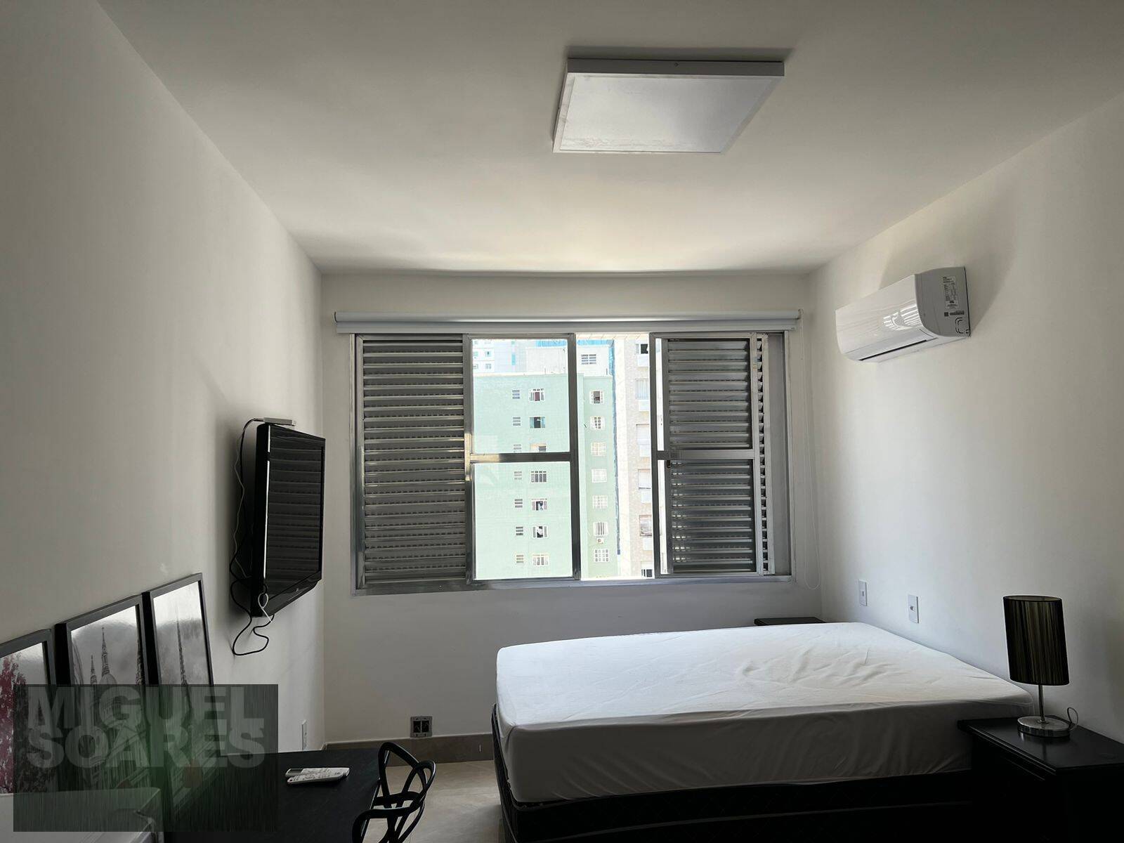 Kitnet e Studio à venda com 1 quarto, 28m² - Foto 2