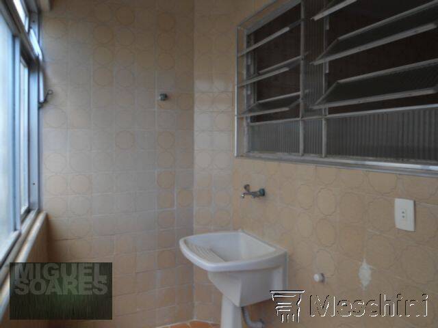 Apartamento à venda com 2 quartos, 65m² - Foto 12