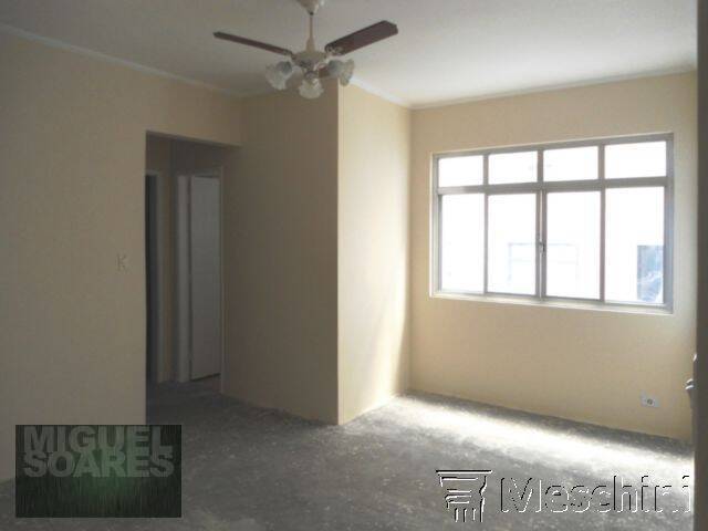 Apartamento à venda com 2 quartos, 65m² - Foto 1