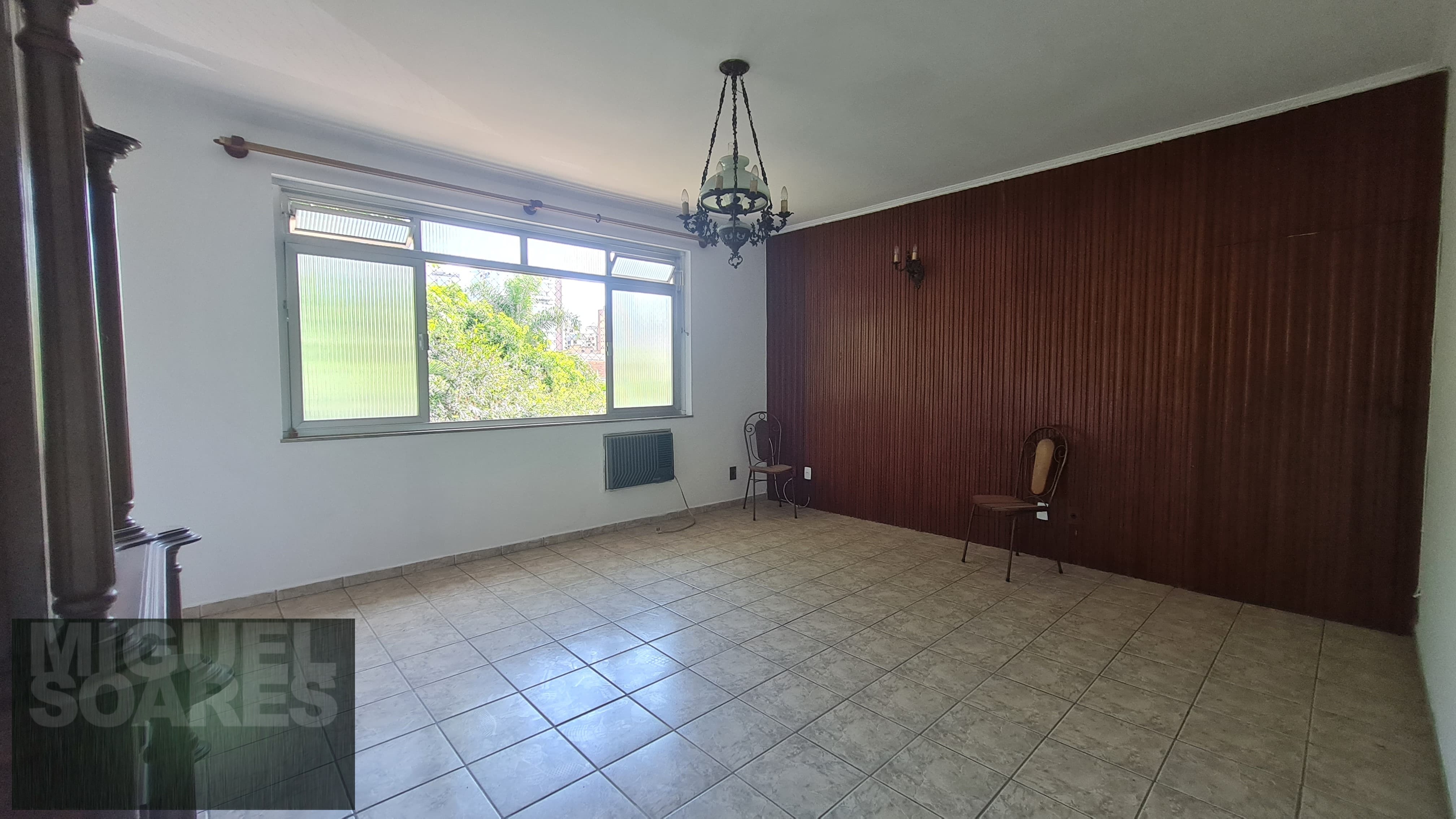 Apartamento à venda com 3 quartos, 118m² - Foto 1