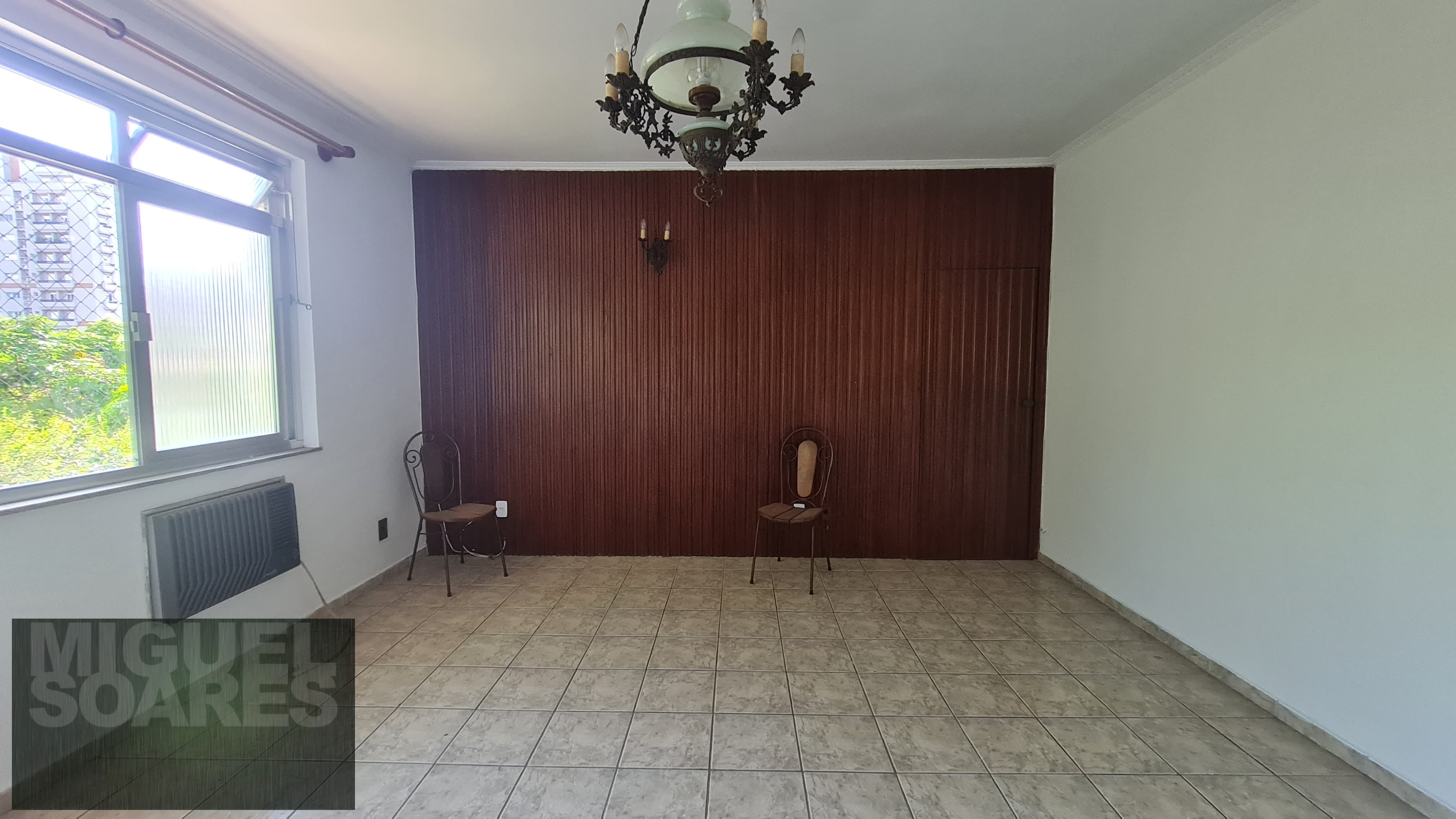 Apartamento à venda com 3 quartos, 118m² - Foto 3