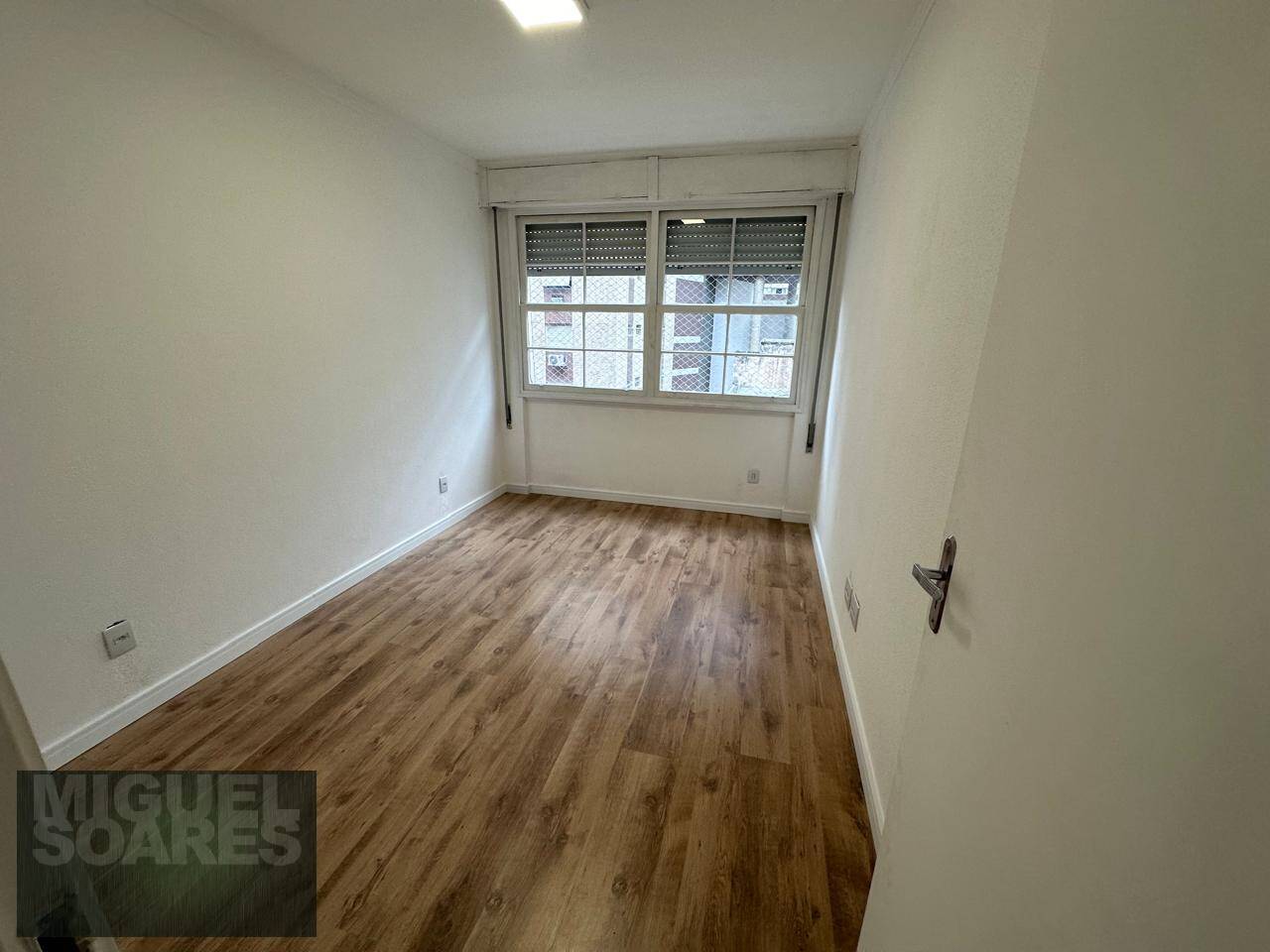 Apartamento à venda com 1 quarto, 55m² - Foto 1