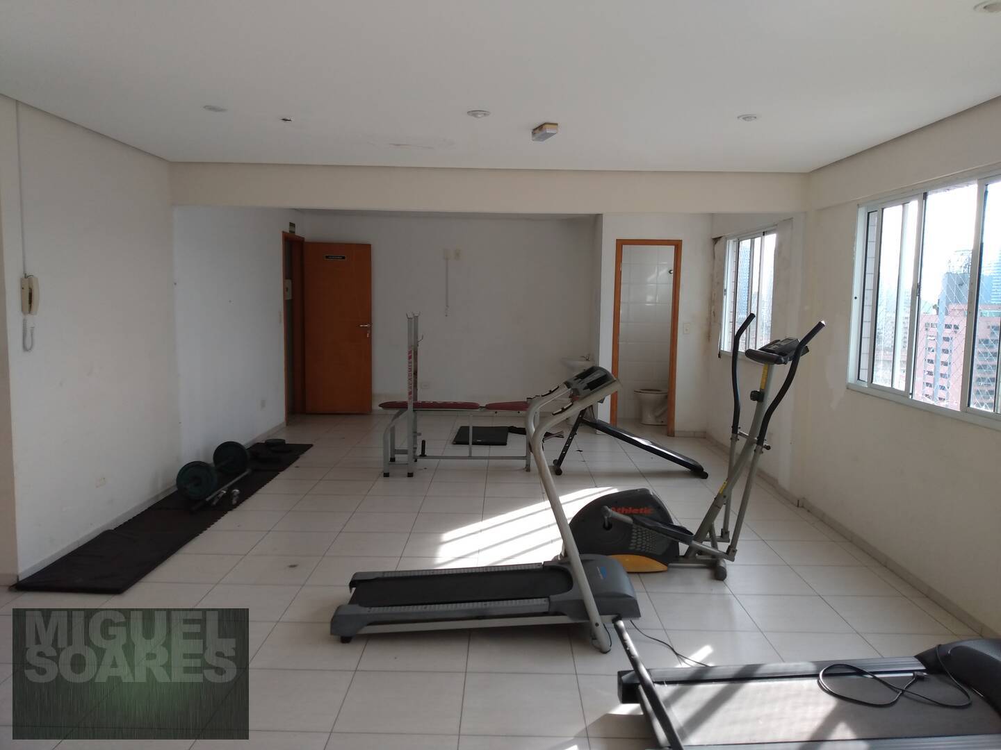 Apartamento à venda com 2 quartos, 90m² - Foto 19