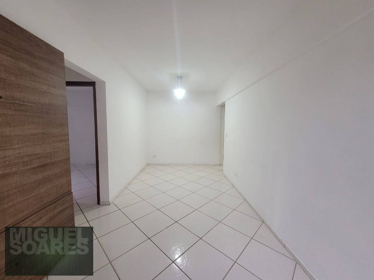 Apartamento à venda com 2 quartos, 89m² - Foto 2