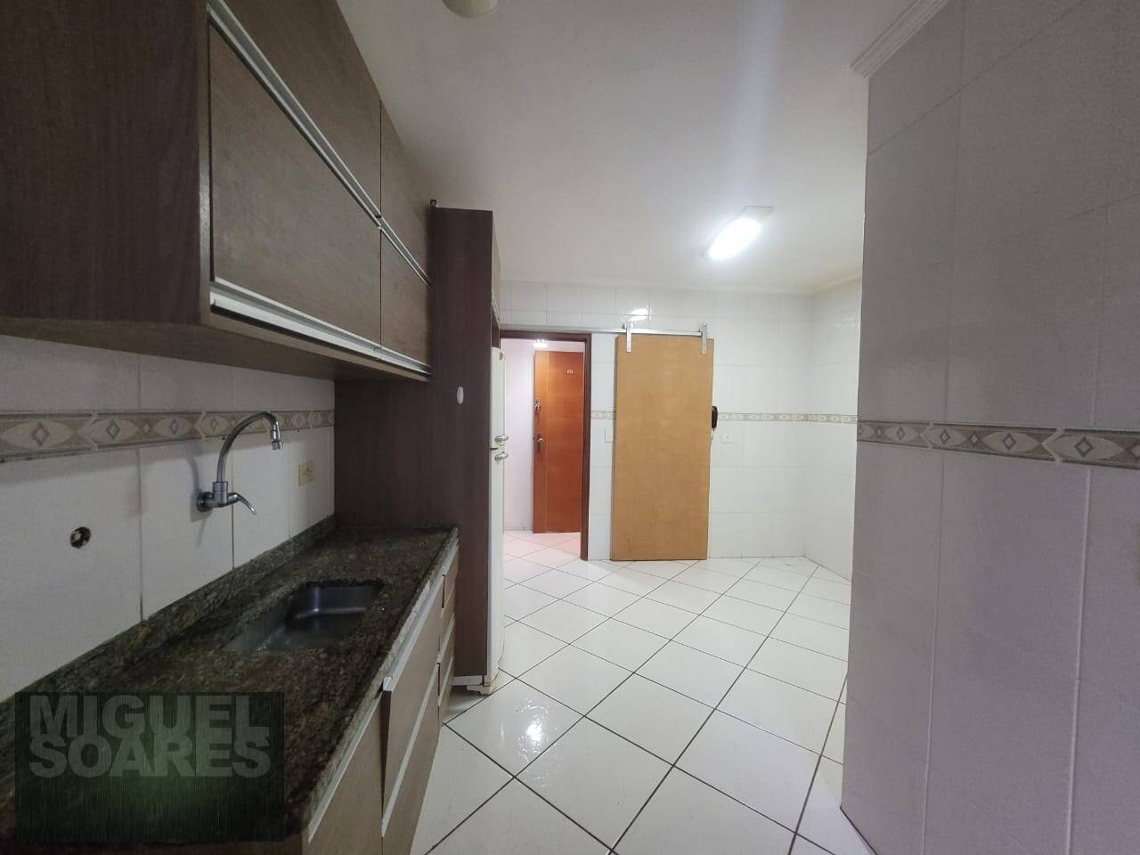 Apartamento à venda com 2 quartos, 89m² - Foto 12