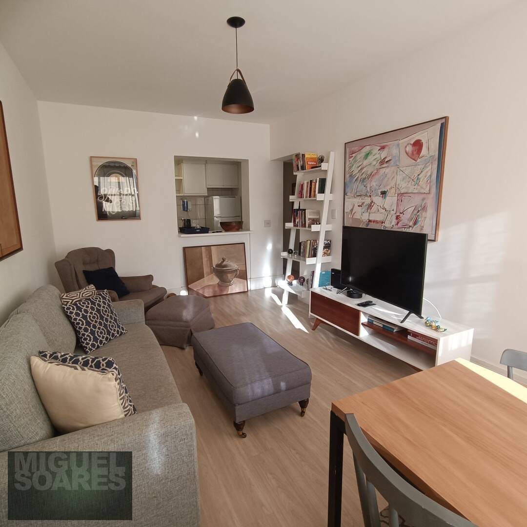 Apartamento para alugar com 2 quartos, 65m² - Foto 12