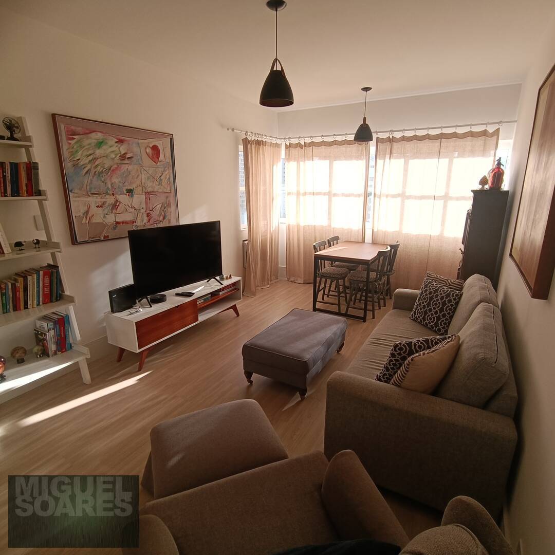 Apartamento para alugar com 2 quartos, 65m² - Foto 13