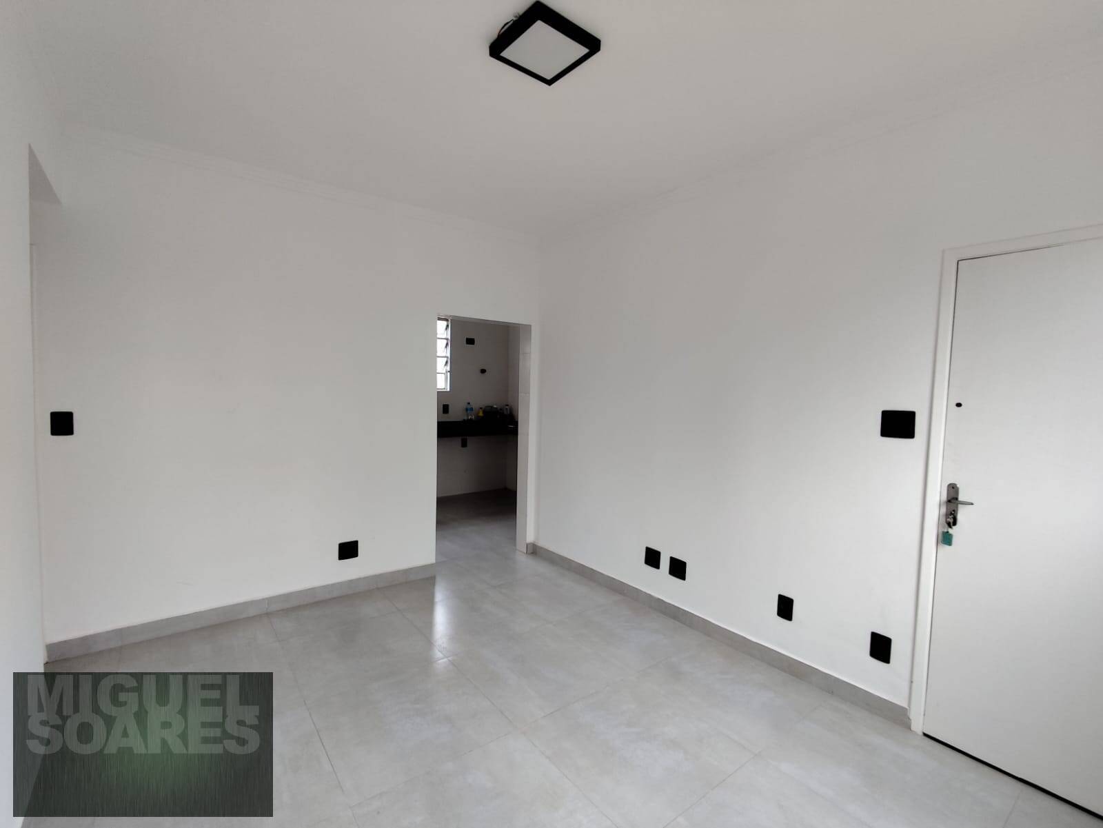 Apartamento à venda com 2 quartos, 60m² - Foto 6