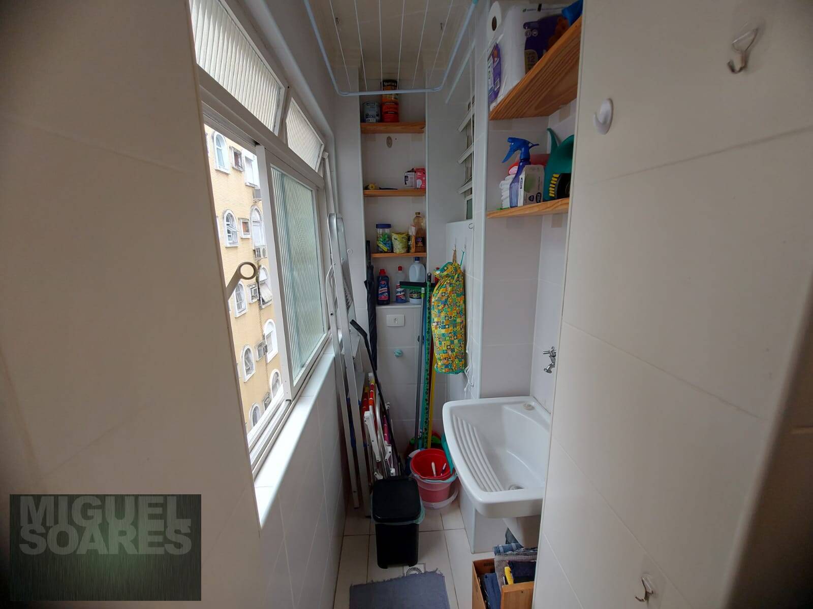 Apartamento à venda com 1 quarto, 42m² - Foto 13