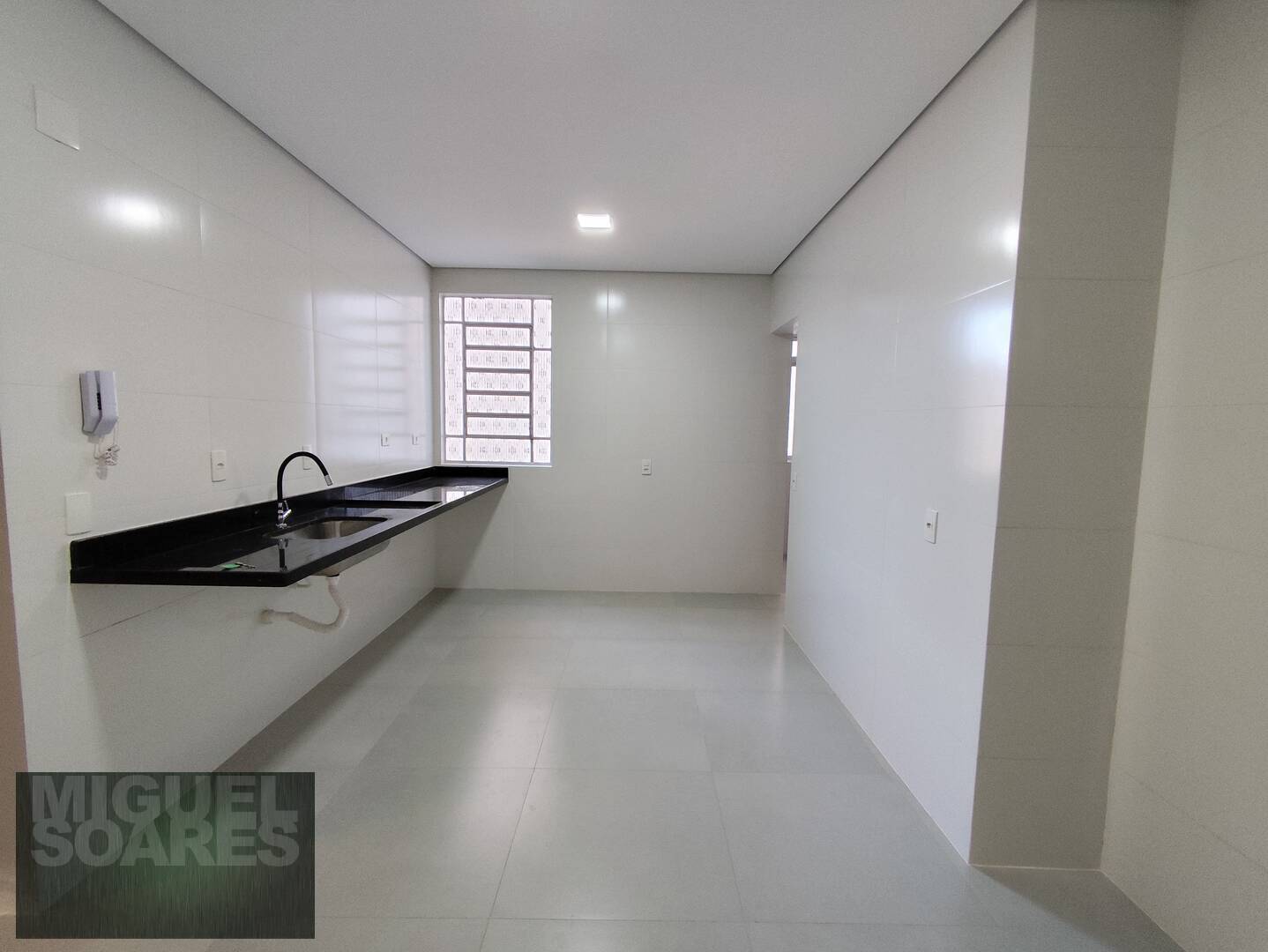 Apartamento à venda com 2 quartos, 90m² - Foto 10