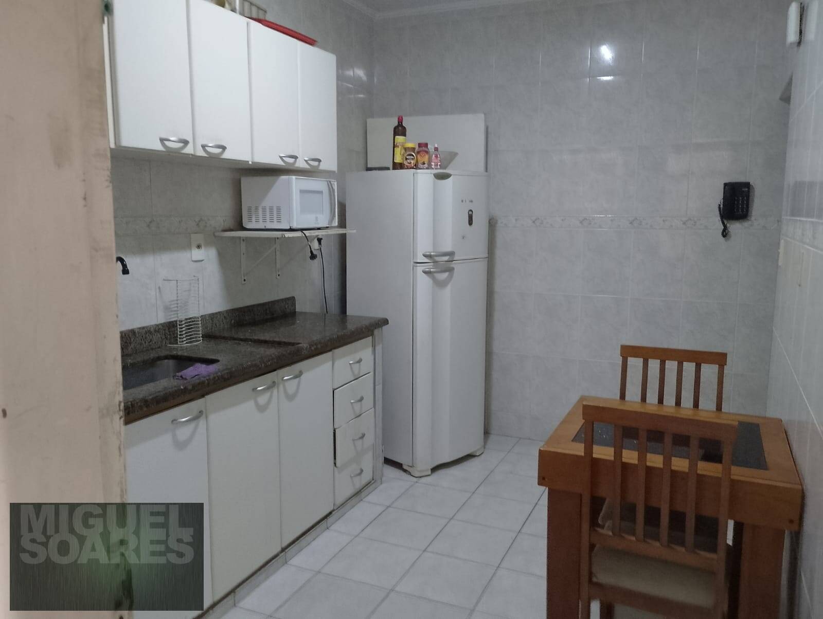 Apartamento à venda com 2 quartos, 60m² - Foto 7