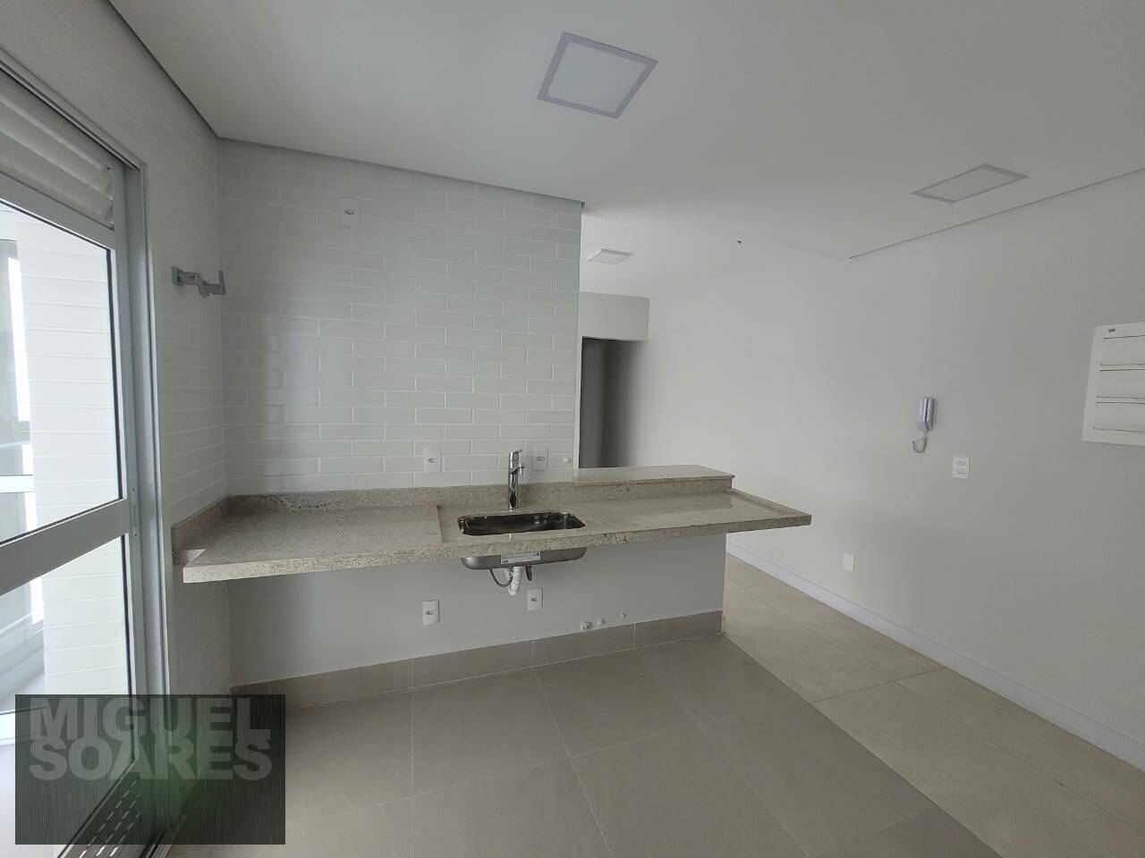 Apartamento à venda com 2 quartos, 82m² - Foto 7