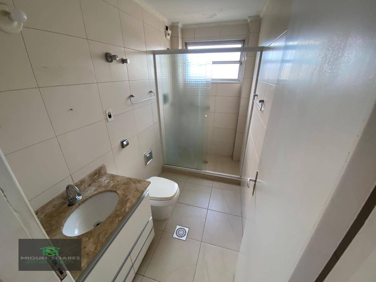 Apartamento à venda com 2 quartos, 107m² - Foto 9