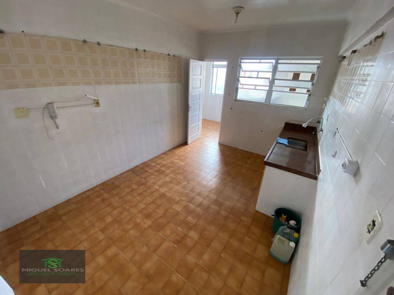 Apartamento à venda com 2 quartos, 107m² - Foto 14