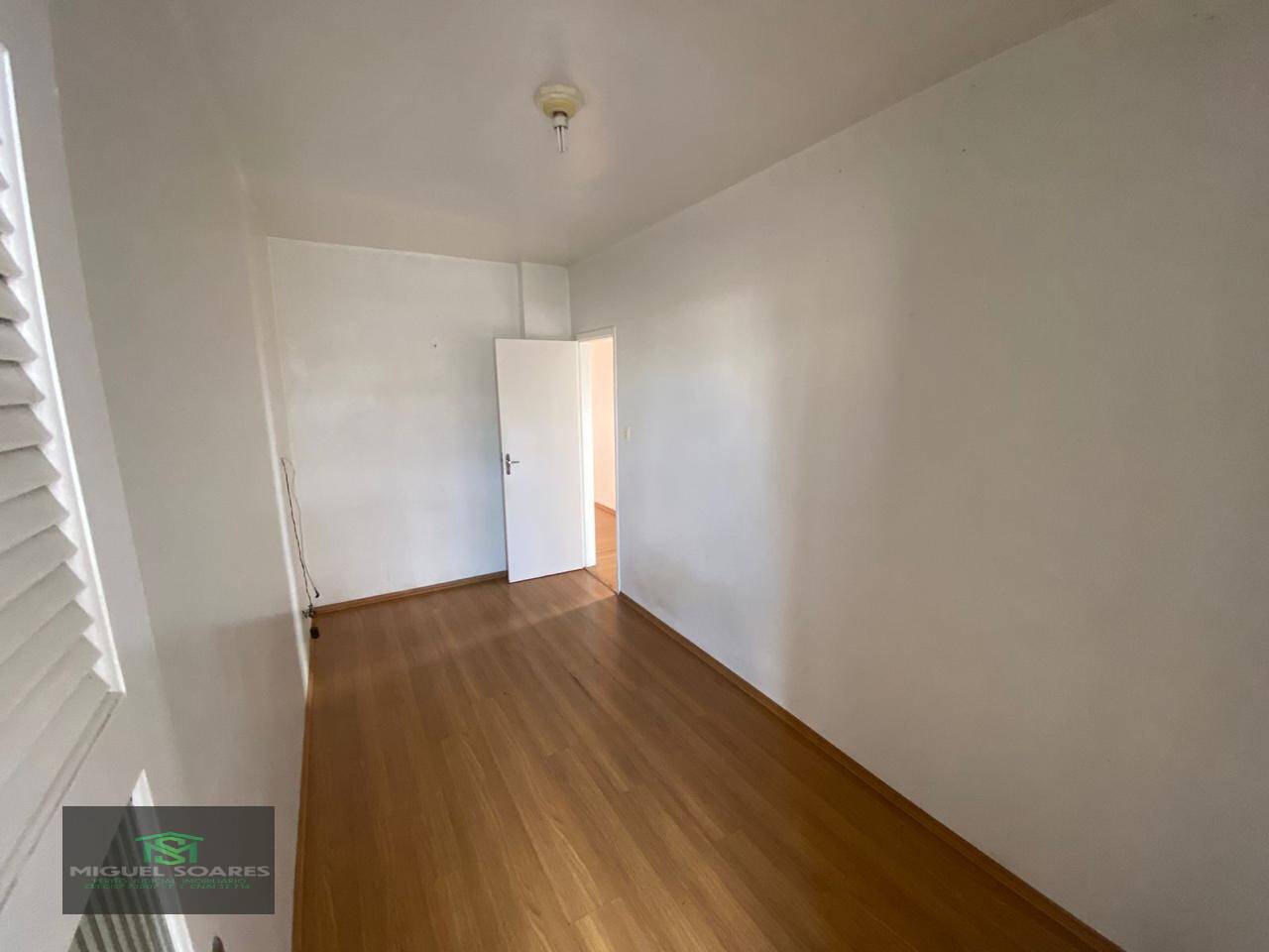 Apartamento à venda com 2 quartos, 107m² - Foto 18