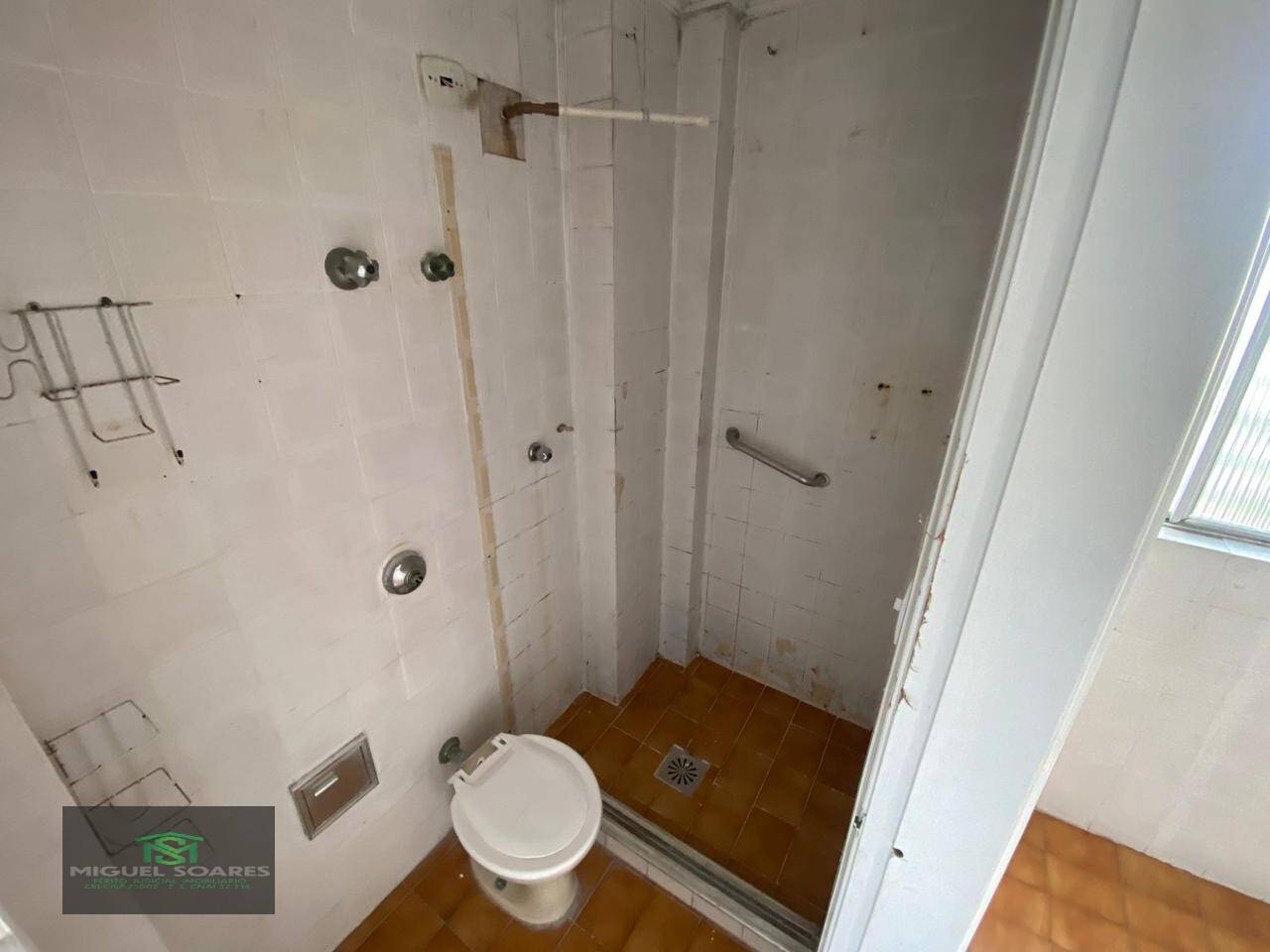 Apartamento à venda com 2 quartos, 107m² - Foto 17