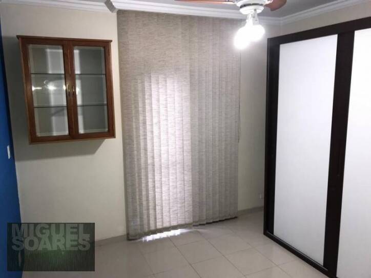 Apartamento à venda com 3 quartos, 123m² - Foto 14