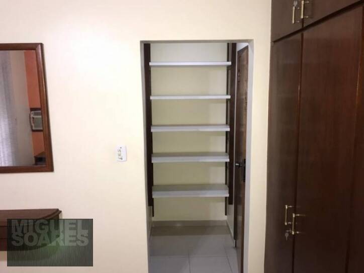 Apartamento à venda com 3 quartos, 123m² - Foto 16